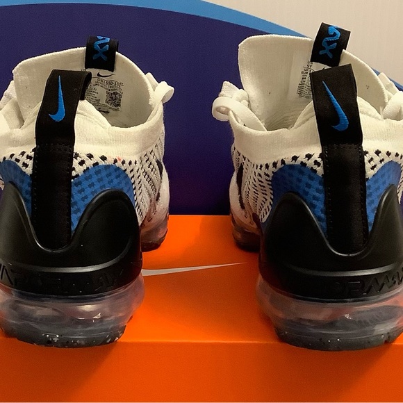 Nike Vapormax 2021 Flyknit White Photo Blue Kids 5y - Picture 5 of 11
